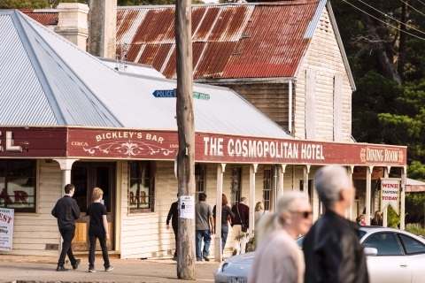 Cosmo Trentham resize.jpg