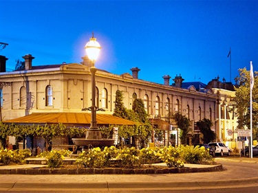 Hotel-Frangos-Daylesford.jpg